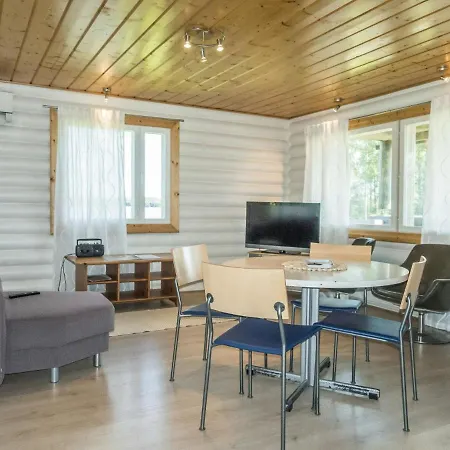 Aamunkoin Rantatupa By Interhome Pyhajarvi (Oulu)