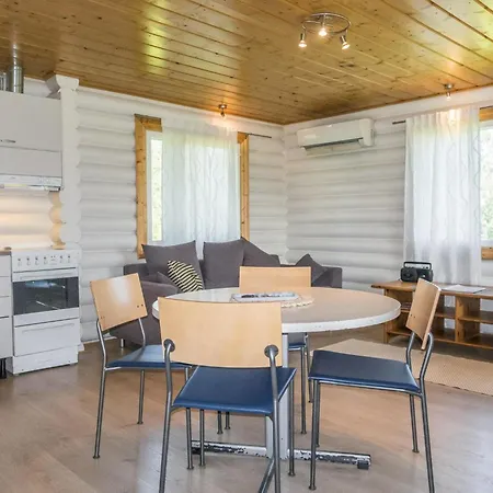 度假居 Aamunkoin Rantatupa By Interhome