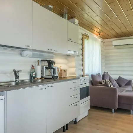 Aamunkoin Rantatupa By Interhome Pyhajarvi (Oulu)
